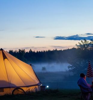 Upptäck glamping i Sverige