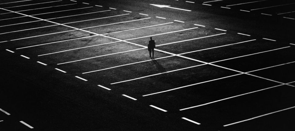 Linjemålning på parkering: Tydliga parkeringsytor genom att måla parkeringslinjer