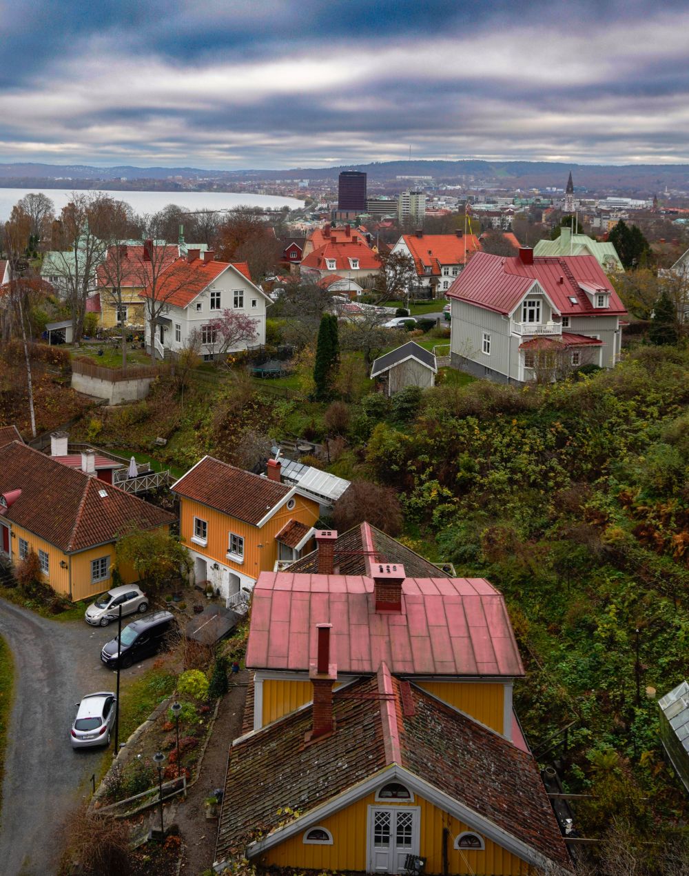 Hitta orsaker och effektiva lösningar på lukt från krypgrund i ditt hus